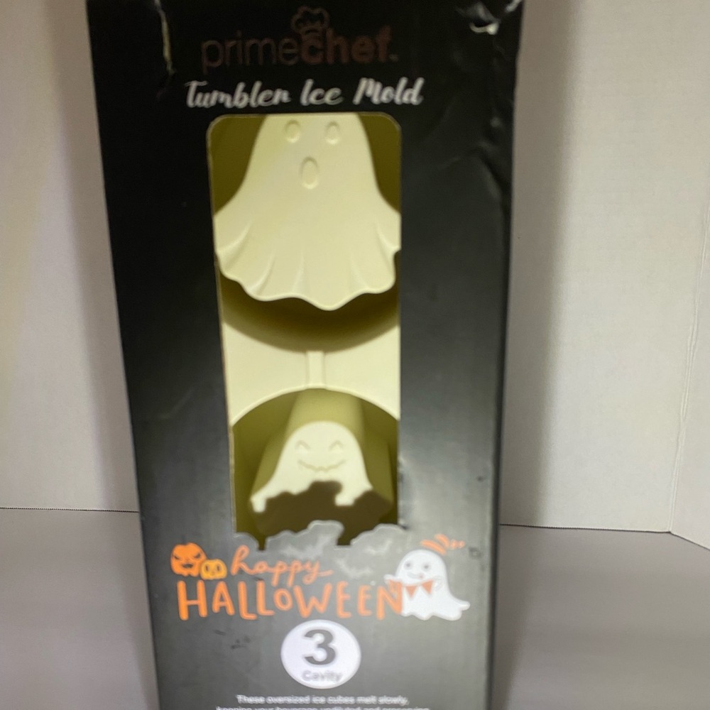 Halloween ice molder for stanleys